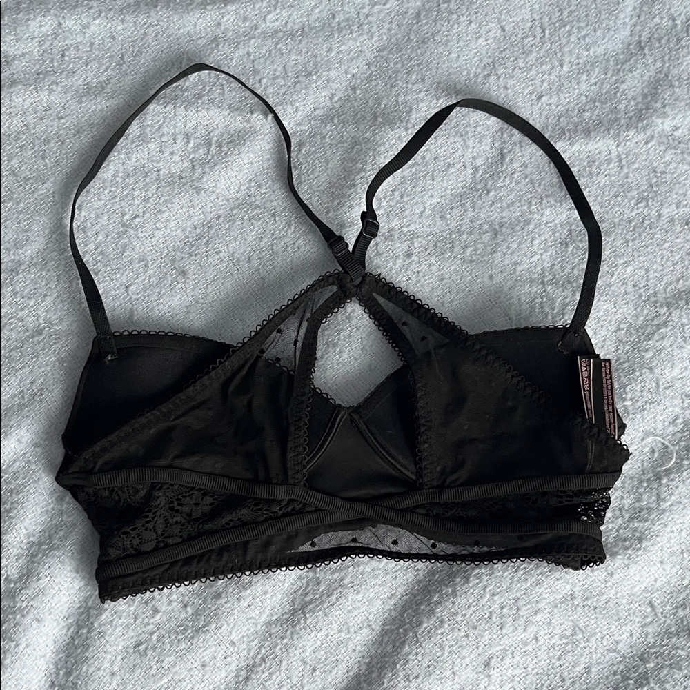 VS Lace Bralette